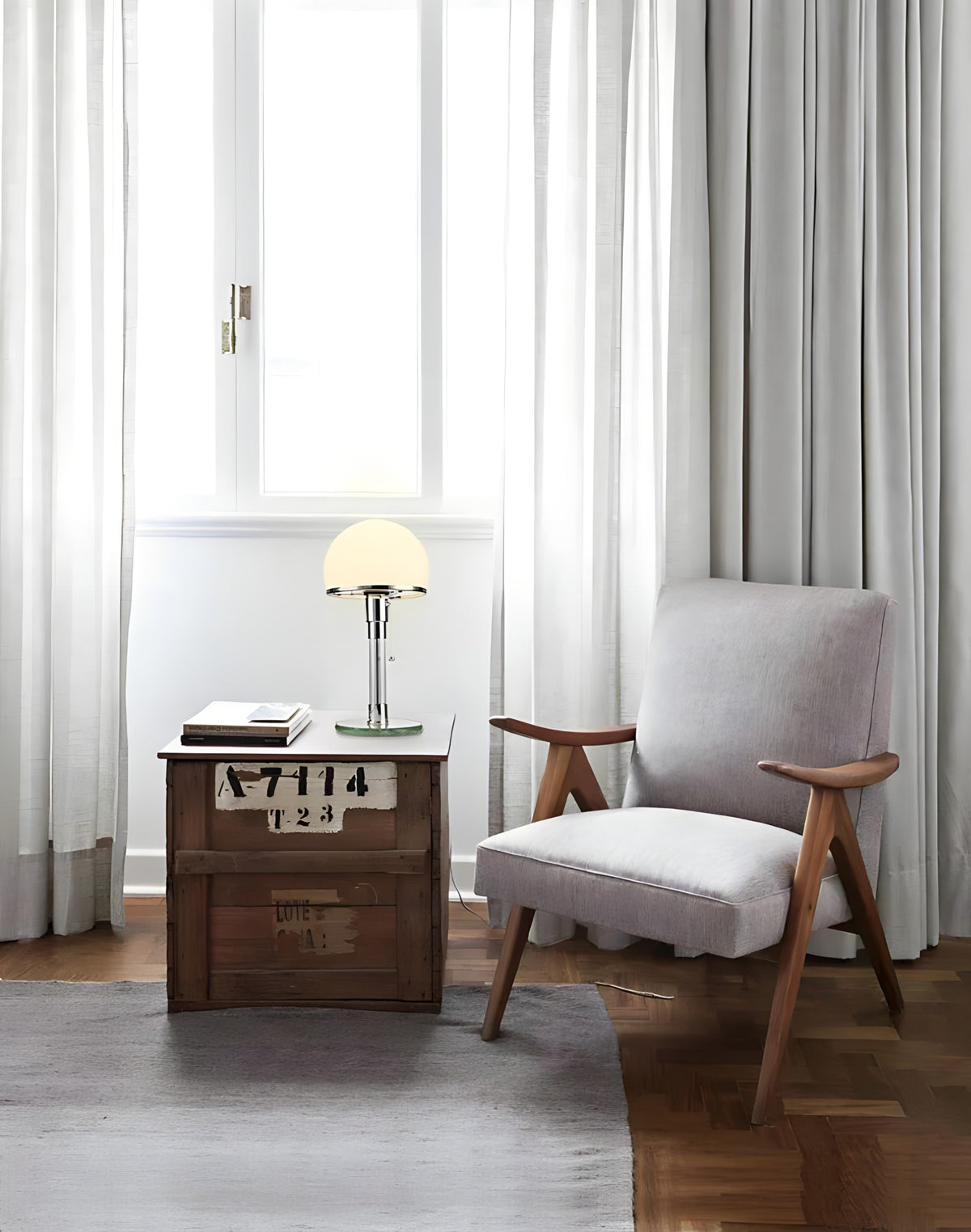 Bauhaus Glass Table Lamp