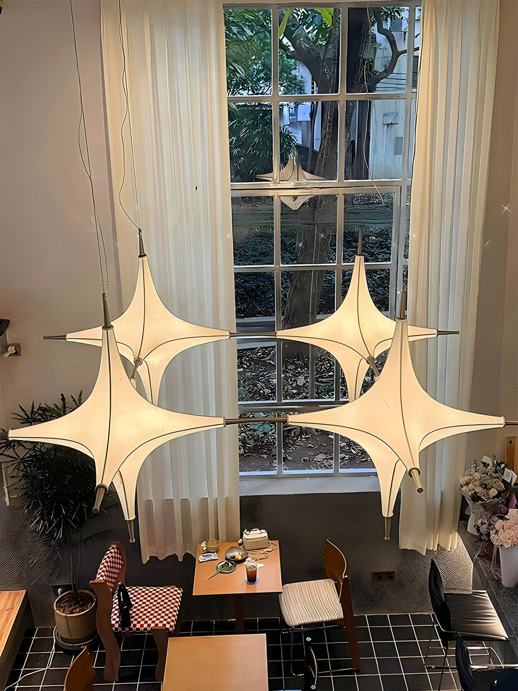 Geometric Star Pendant Light