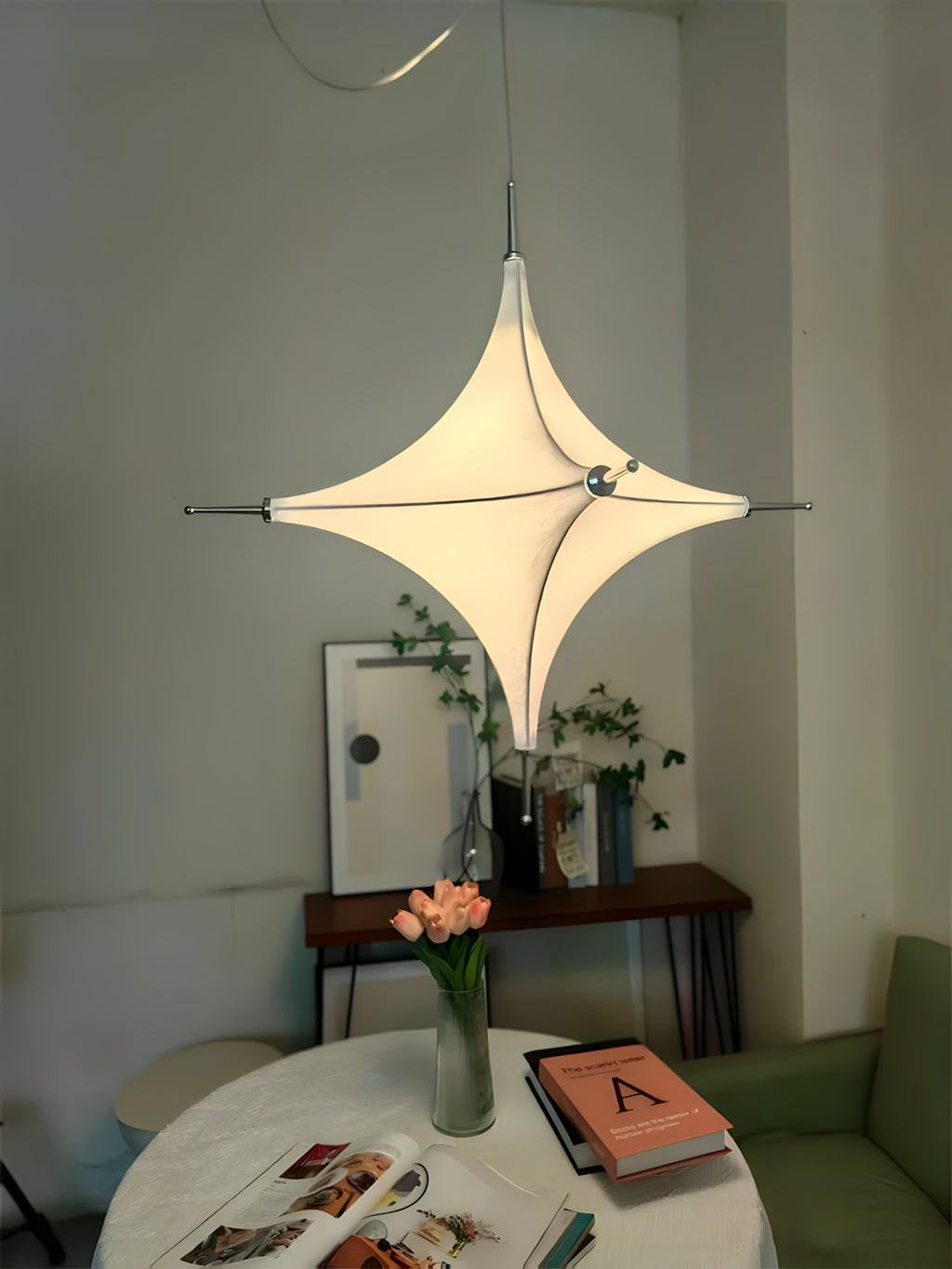 Geometric Star Pendant Light