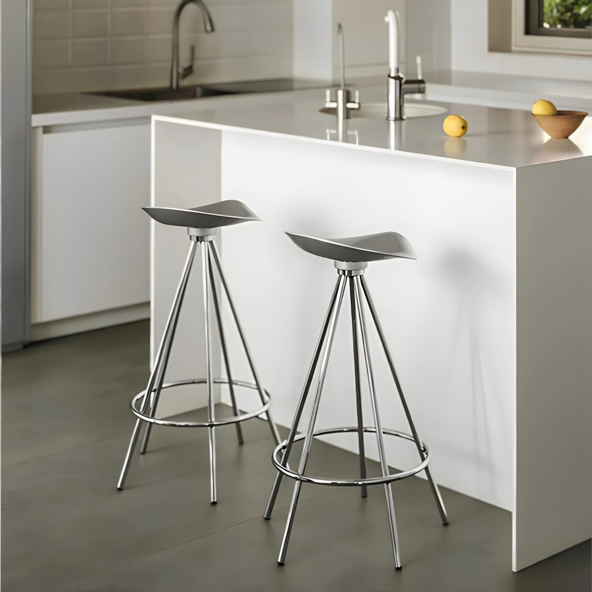 Retro Swivel Metal Bar Stool